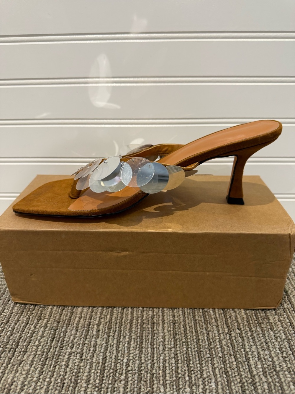 Amazon Heels - Picture 2 of 3